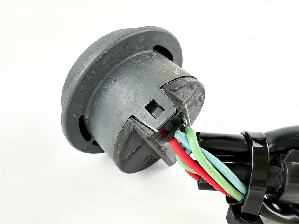 1999 Yamaha 250 HP 2 Stroke Outboard Trim Switch 61A-82563-00-00 OEM