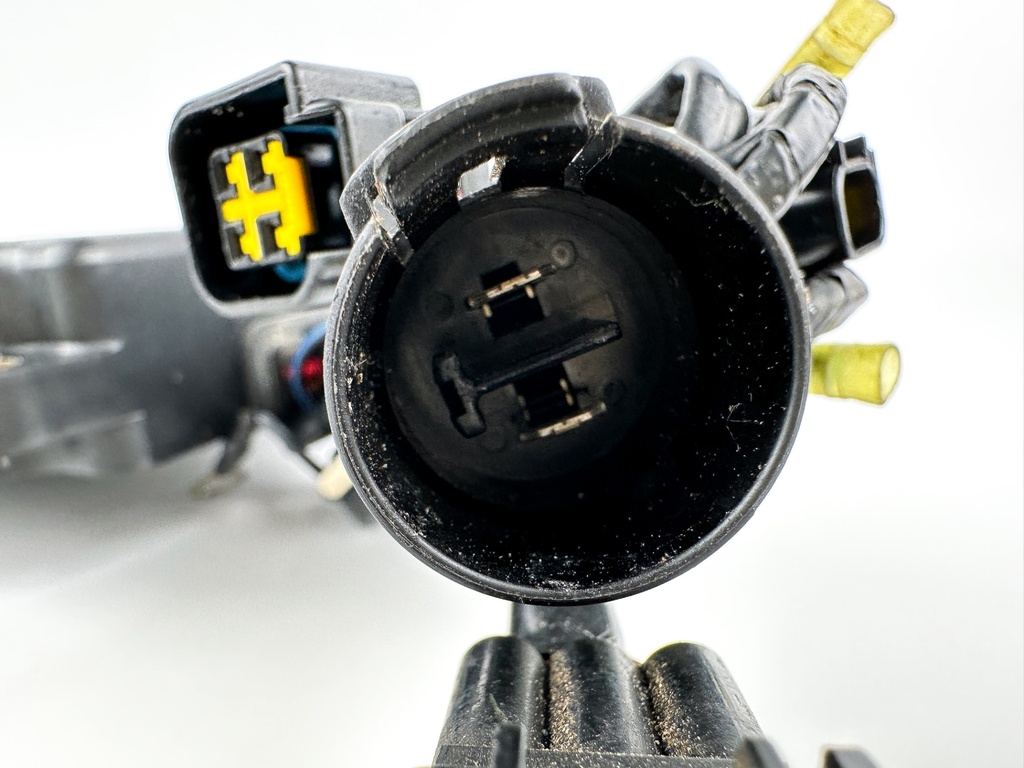 1999 Yamaha 250 HP 2 Stroke Outboard C.D.I CDI Assembly 65L-85540-01-00 OEM