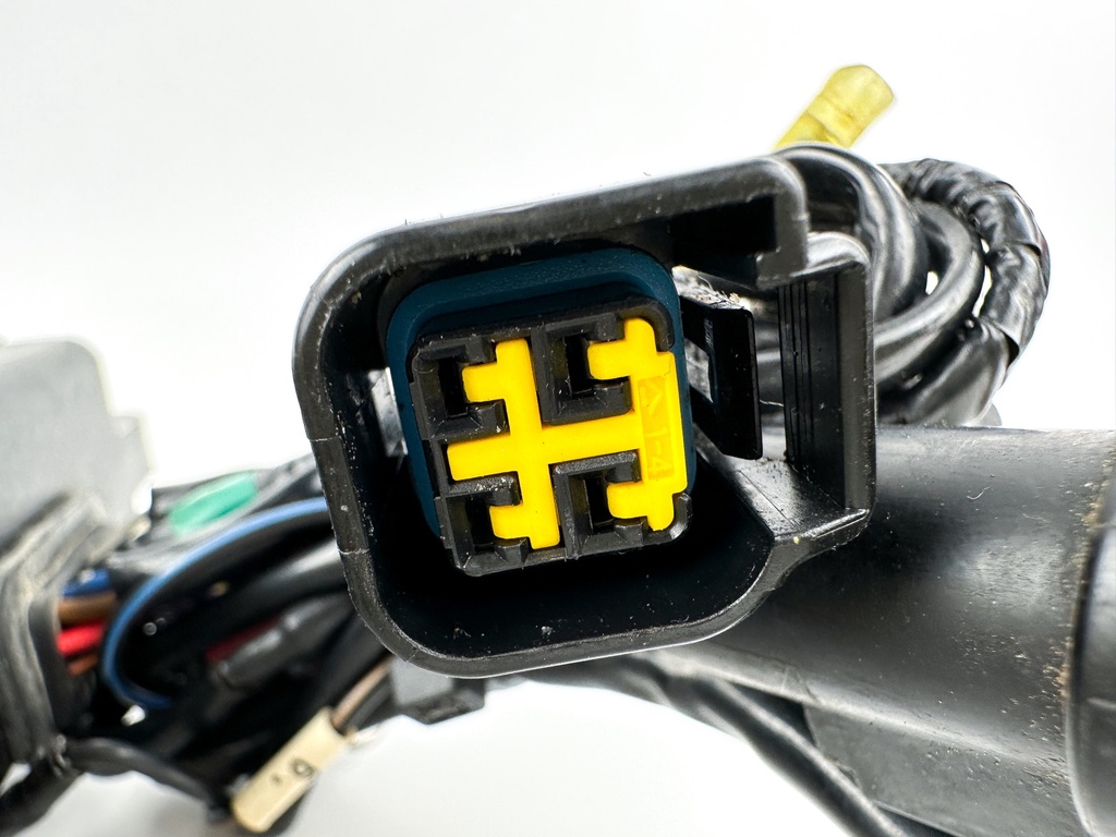 1999 Yamaha 250 HP 2 Stroke Outboard C.D.I CDI Assembly 65L-85540-01-00 OEM