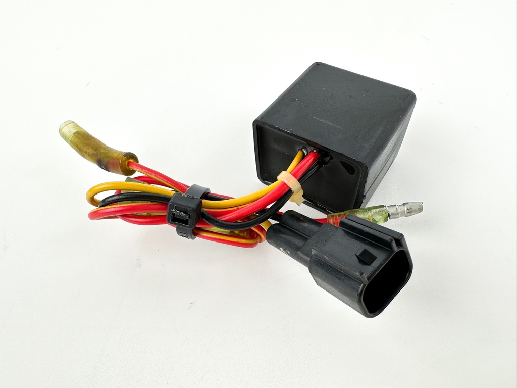 1999 Yamaha 250 HP 2 Stroke Outboard Relay Assembly 65L-81950-00-00 OEM