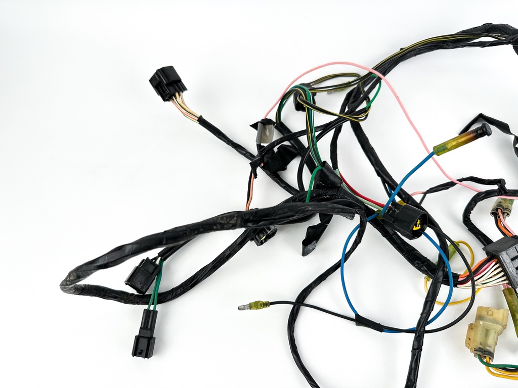 1999 Yamaha 250 HP 2 Stroke Outboard Engine Wire Harness 65L-82590-00-00 OEM