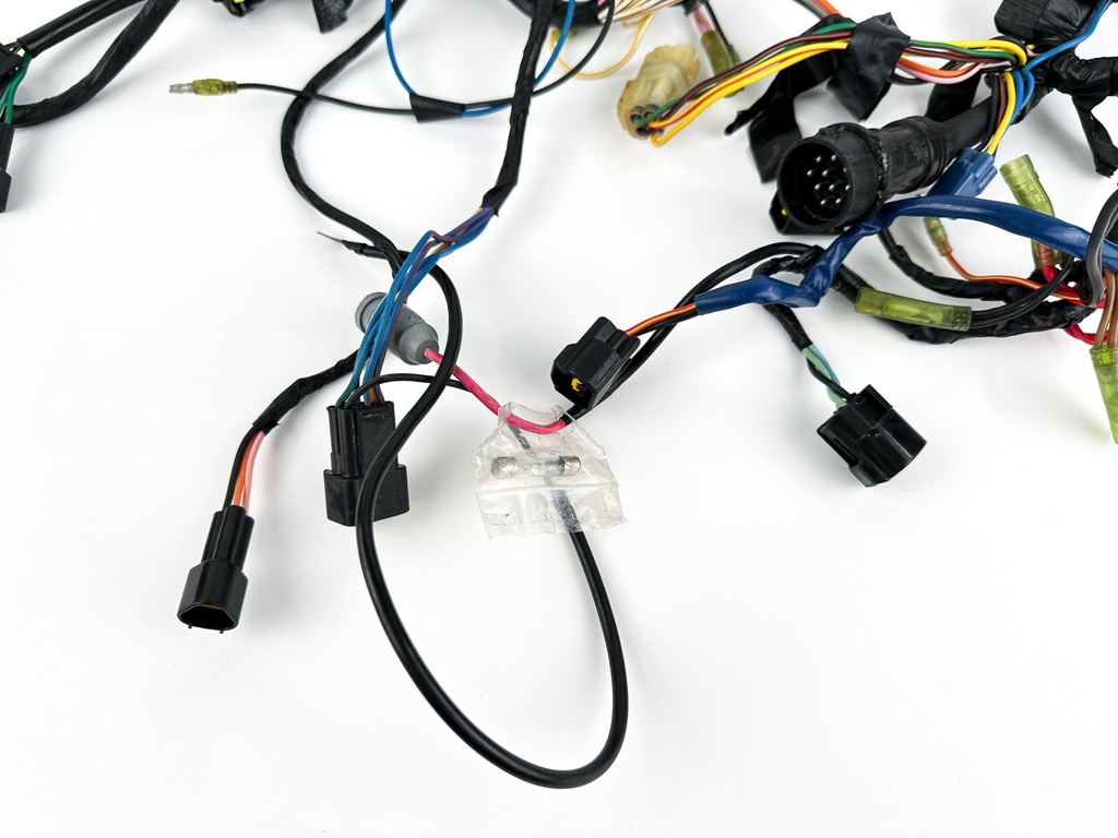 1999 Yamaha 250 HP 2 Stroke Outboard Engine Wire Harness 65L-82590-00-00 OEM