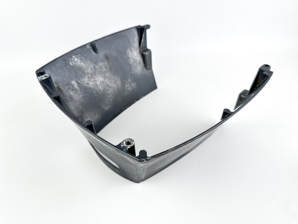 1999 Yamaha 250 HP 2 Stroke Outboard Lower Apron Cover 61A-42741-01-8D OEM