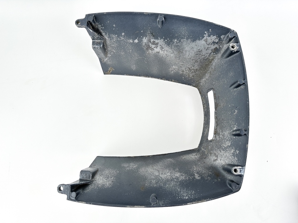 1999 Yamaha 250 HP 2 Stroke Outboard Lower Apron Cover 61A-42741-01-8D OEM