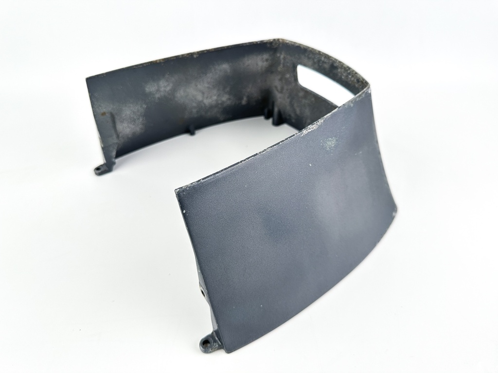 1999 Yamaha 250 HP 2 Stroke Outboard Lower Apron Cover 61A-42741-01-8D OEM