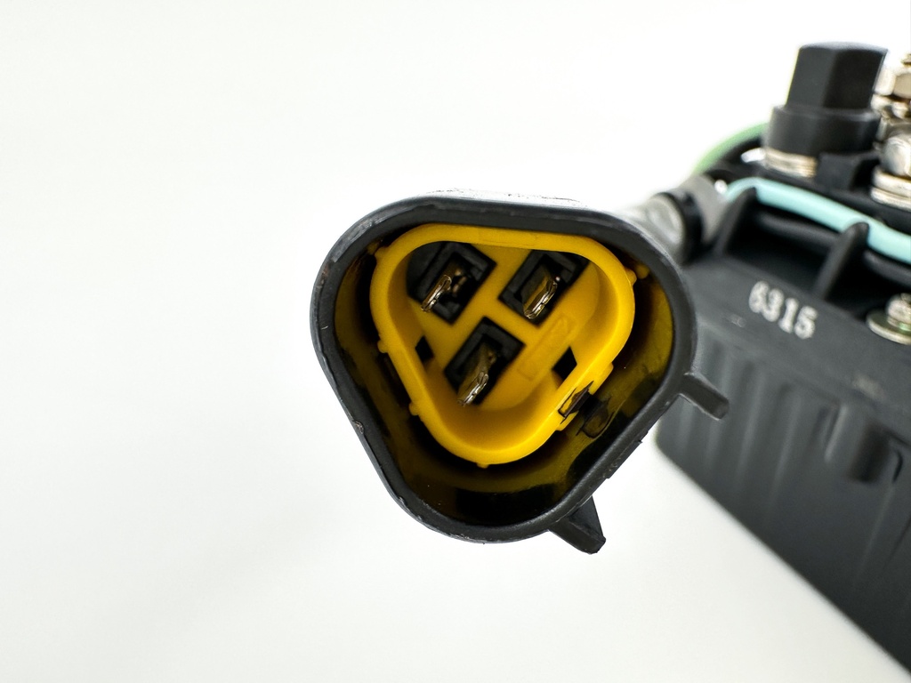 1999 Yamaha 250 HP 2 Stroke Outboard Trim Tilt Relay 61A-81950-00-00 OEM