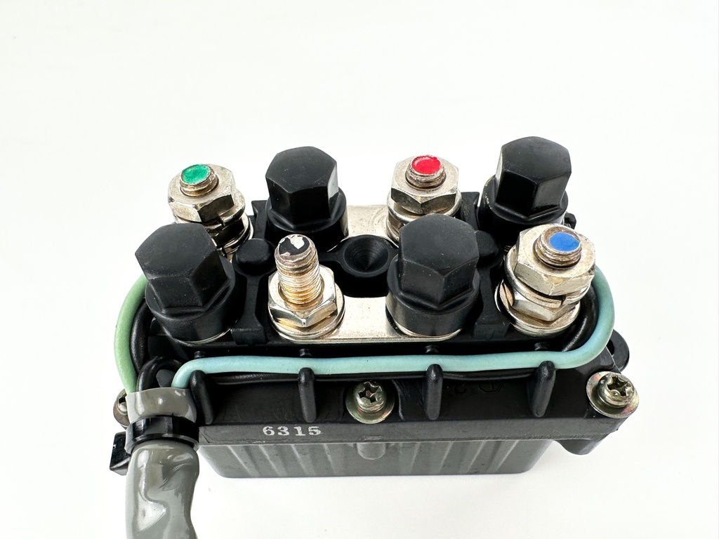 1999 Yamaha 250 HP 2 Stroke Outboard Trim Tilt Relay 61A-81950-00-00 OEM