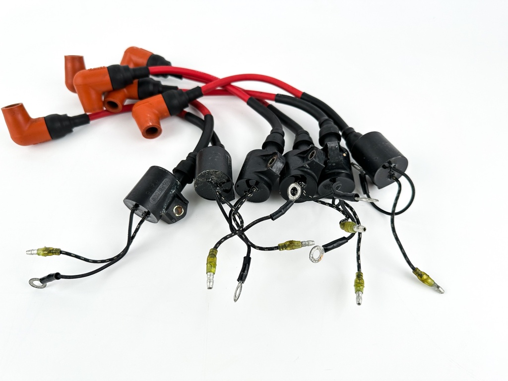 1999 Yamaha 250 HP 2 Stroke Outboard Ignition Coil Set 61A-85570-00-00 OEM