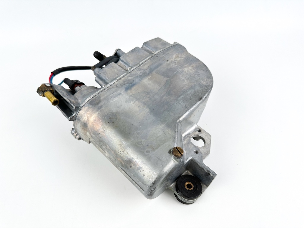 1999 Yamaha 250 HP 2 Stroke Outboard VST Float Chamber Assembly 66K-14980-00-00 OEM