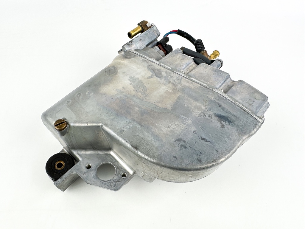 1999 Yamaha 250 HP 2 Stroke Outboard VST Float Chamber Assembly 66K-14980-00-00 OEM