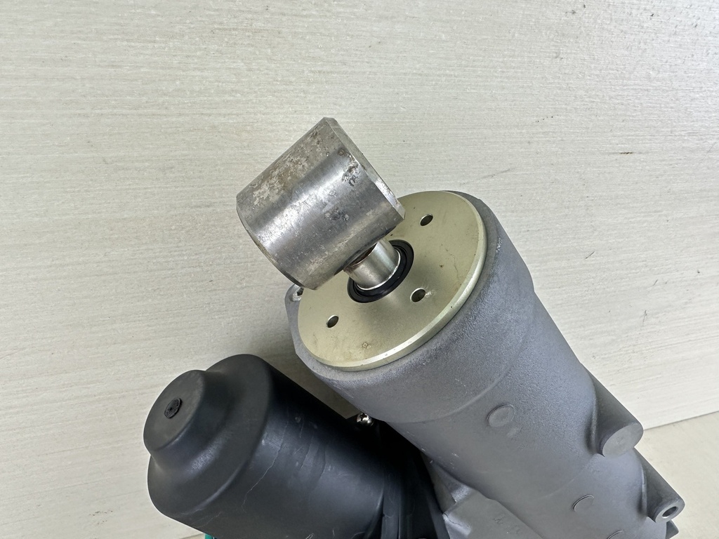 2015 Yamaha 115HP 4 Stroke Outboard Power Trim Tilt Unit Assembly 6EK-43800-02-00