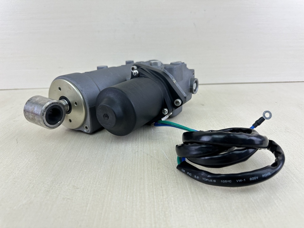 2015 Yamaha 115HP 4 Stroke Outboard Power Trim Tilt Unit Assembly 6EK-43800-02-00