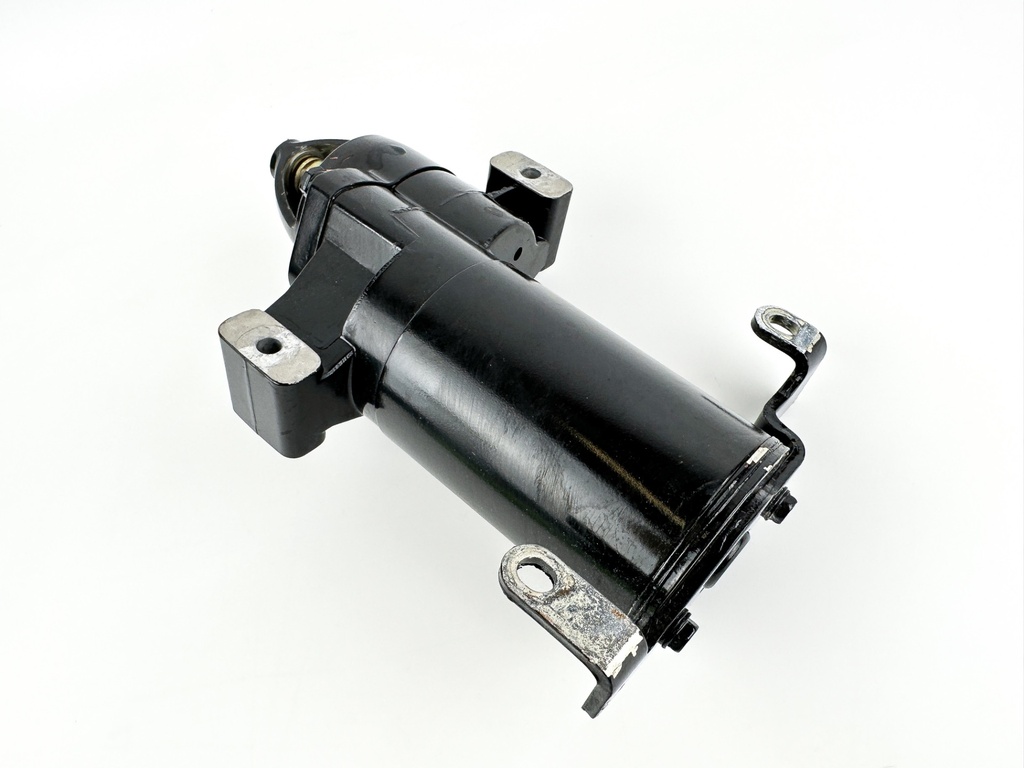 2002 Evinrude 200 HP 2 Stroke Outboard Starter Motor 0586731 OEM