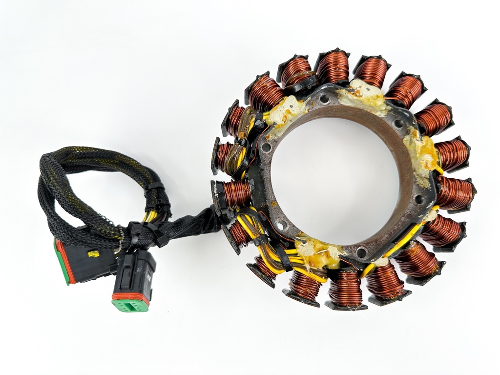 2002 Evinrude 200 HP 2 Stroke Ficht Outboard Stator Assembly 0586571 OEM