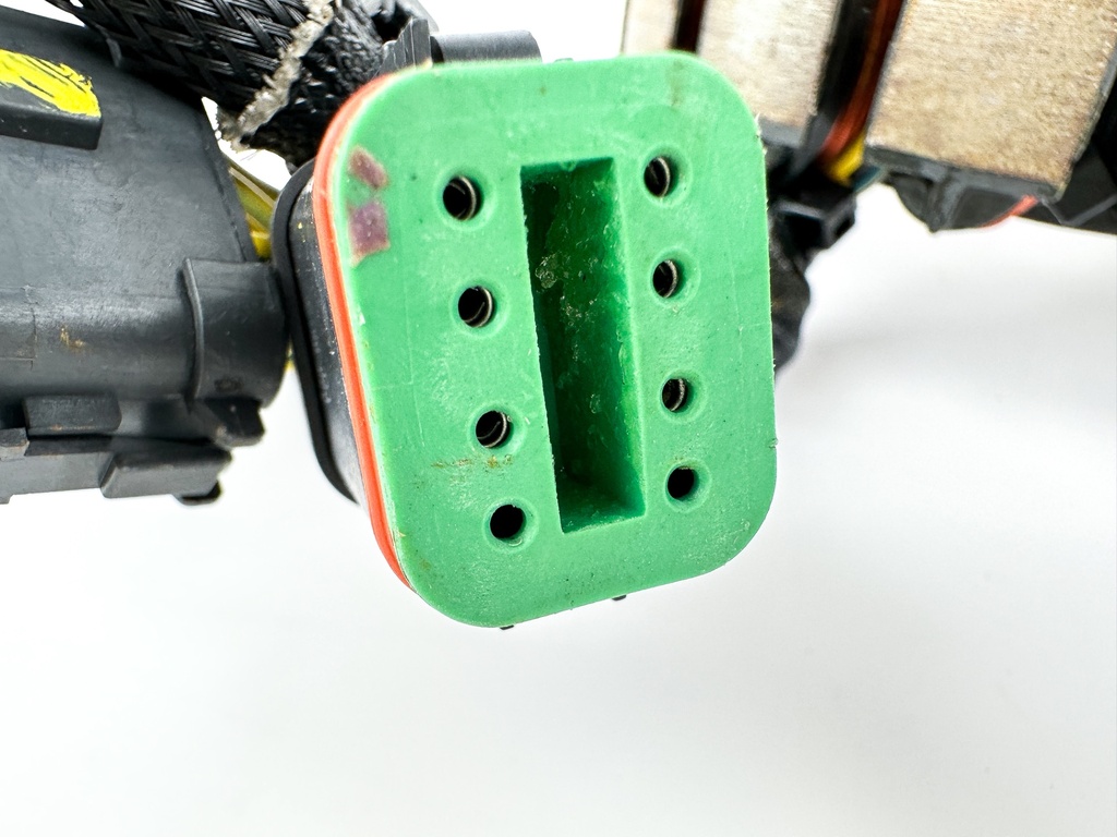 2002 Evinrude 200 HP 2 Stroke Ficht Outboard Stator Assembly 0586571 OEM