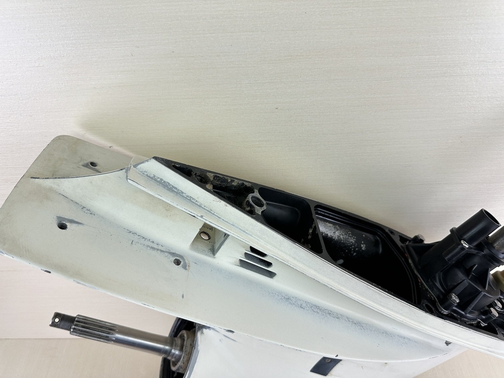 2003 Johnson 150HP 2 Stroke Outboard 25" XL Lower Unit Gear Case RH 5009259