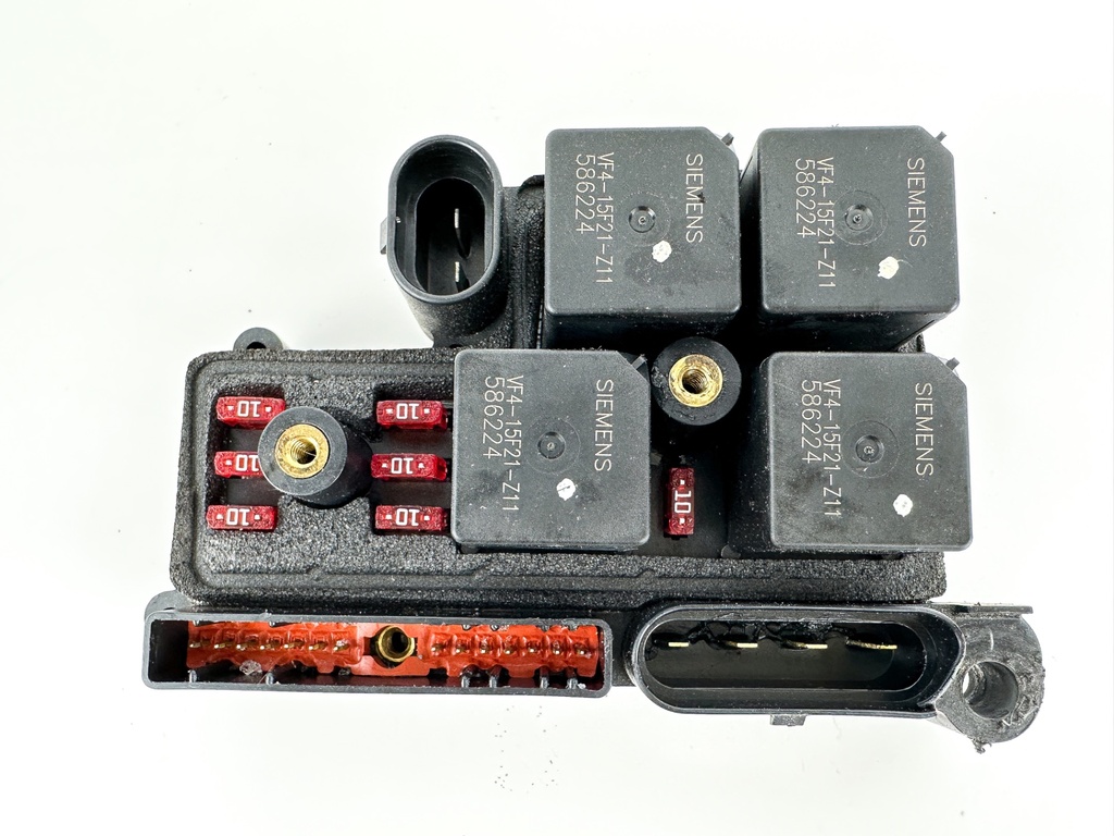 Johnson Evinrude Ficht Power Distribution Panel Fuse Block With Cover 0586754