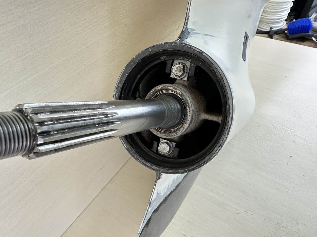 2003 Johnson 150HP 2 Stroke Outboard 25" XL Lower Unit Gear Case RH 5009259