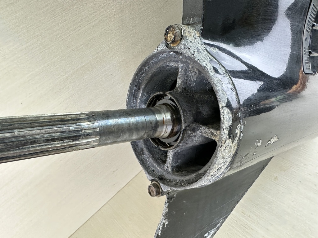 2006 Suzuki 150HP DF150 4 Stroke 25" Lower Unit Gear Case Counter 55110-93J30-0EP