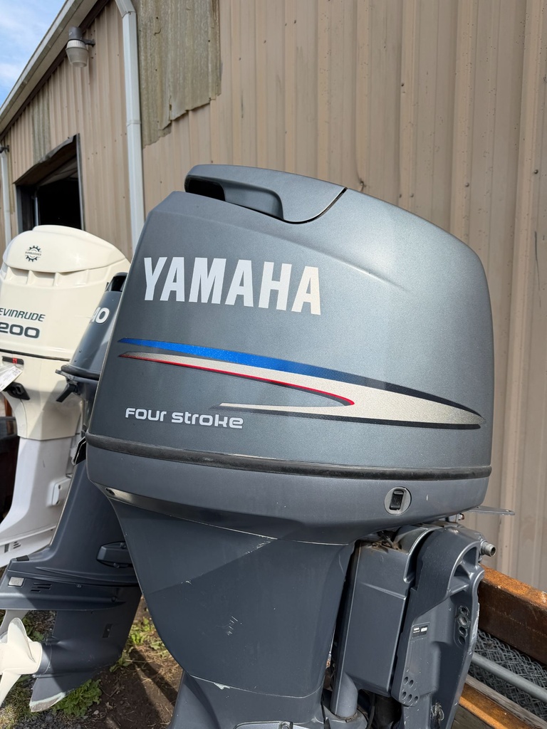2004 Yamaha 90HP 4 Stroke Outboard Engine 20" Shaft - Carbureted