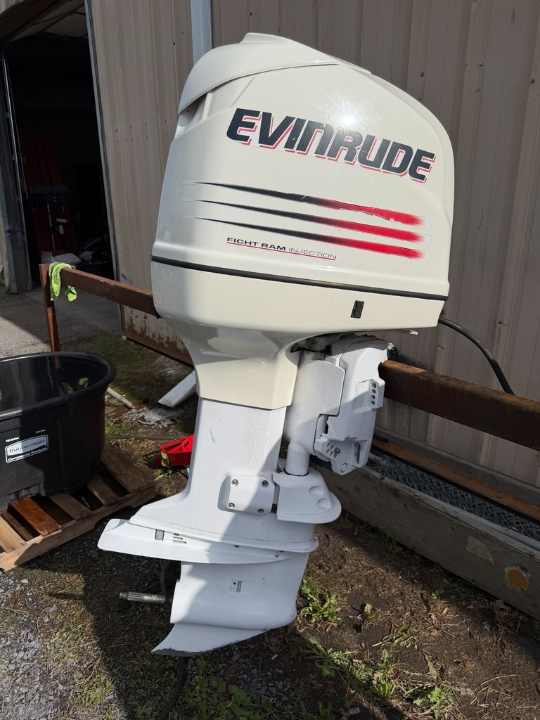 2002 Evinrude 200HP 2 Stroke Ficht Outboard Engine Running- 354 Hours