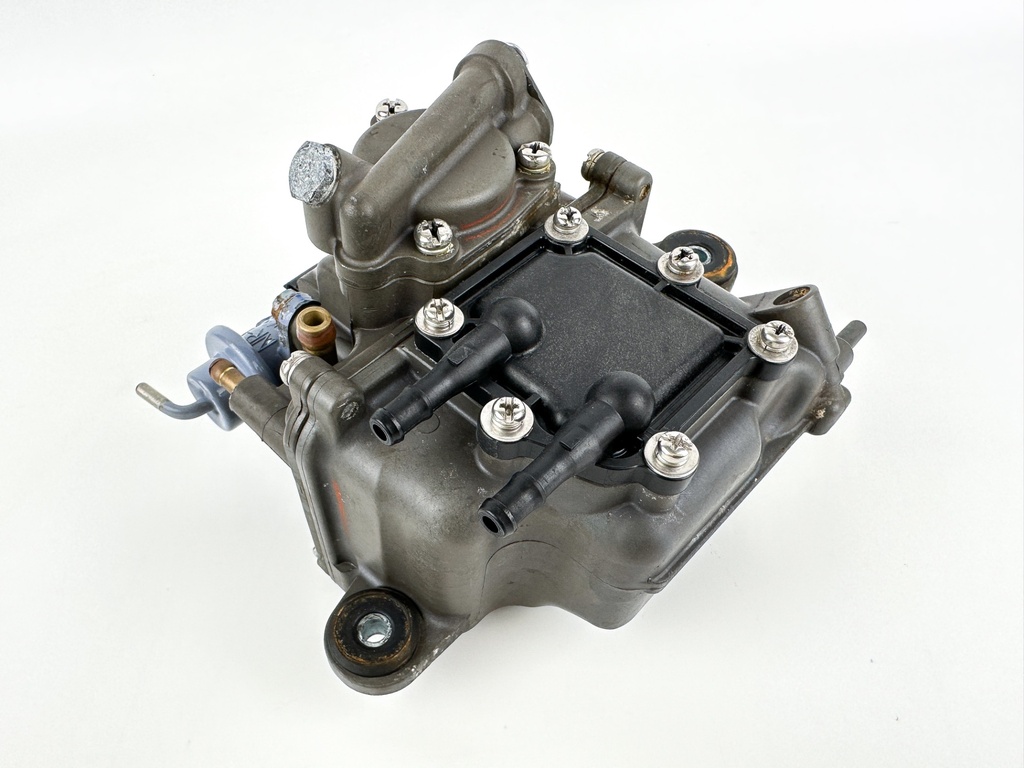 2011 Honda 50 HP 4 Stroke Outboard Vapor Separator Tank VST 16730-ZZ5-023 OEM