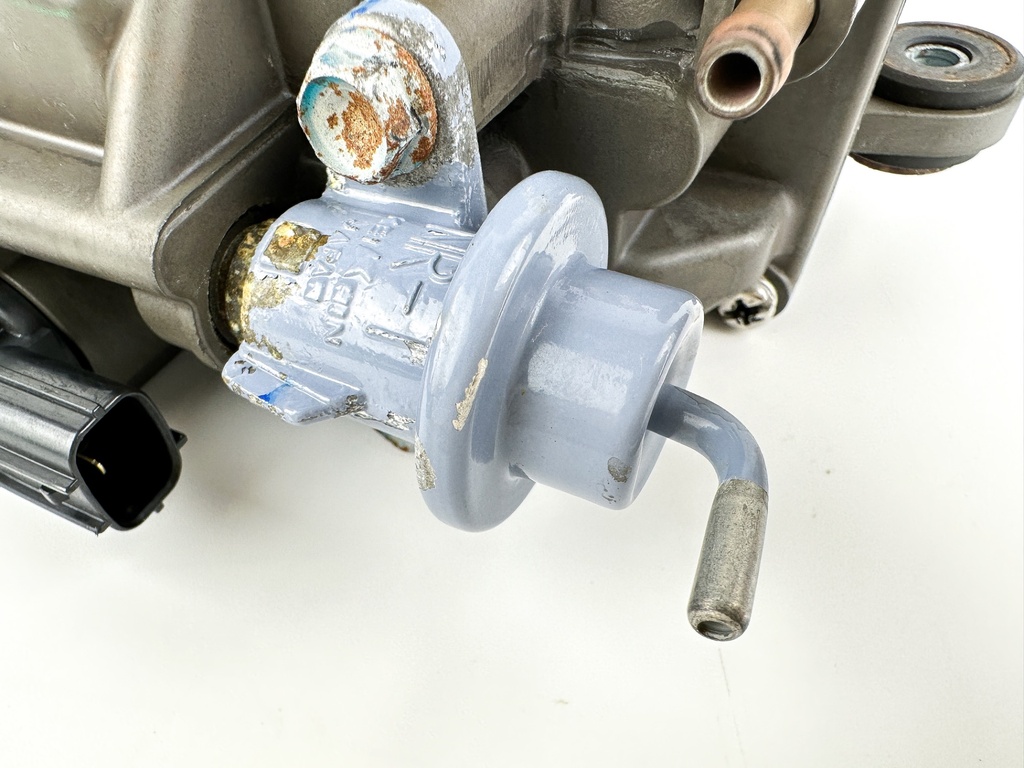 2011 Honda 50 HP 4 Stroke Outboard Vapor Separator Tank VST 16730-ZZ5-023 OEM