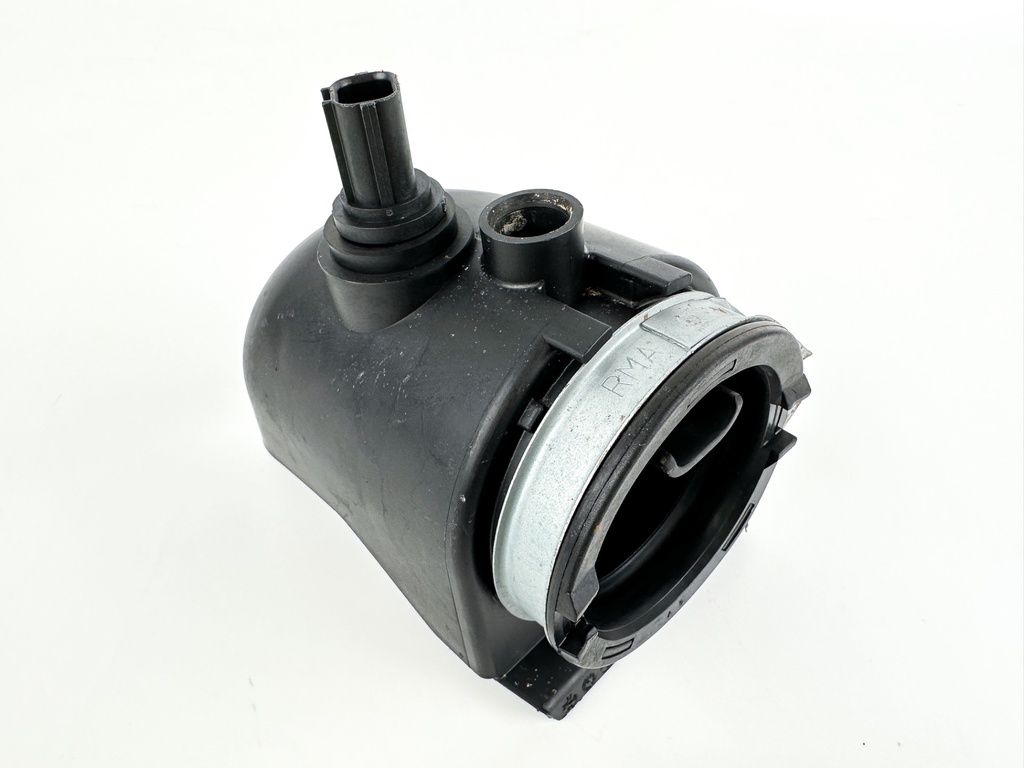 2012 Honda 50 HP 4 Stroke Outboard Intake Air Silencer Assembly 17201-ZZ5-010 OEM