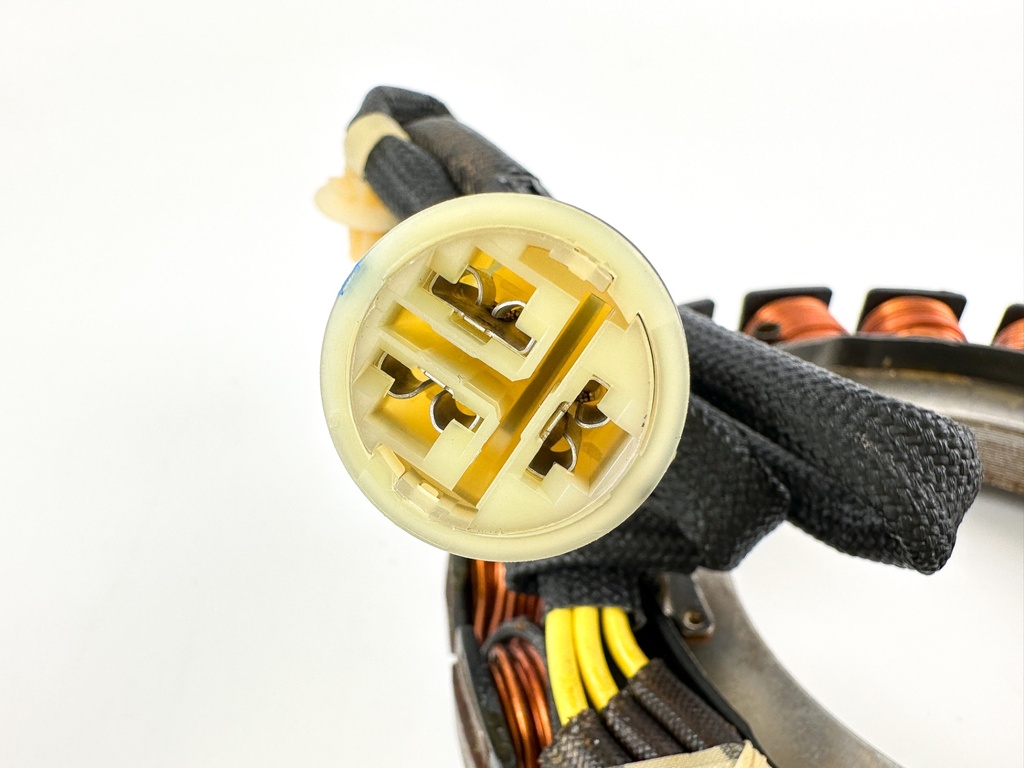 2012 Honda 50 HP 4 Stroke Outboard Stator Assembly 31632-ZZ5-003 OEM