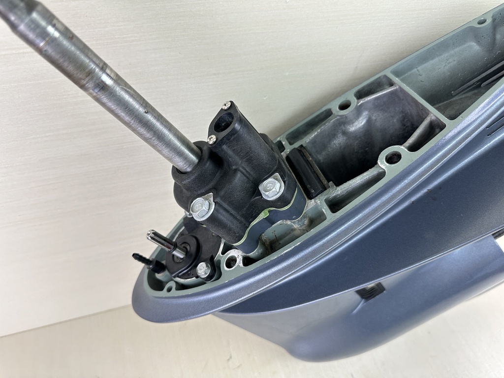 Yamaha 75 80 90 100 HP 4 Stroke Outboard 20" Lower Unit Gear Case