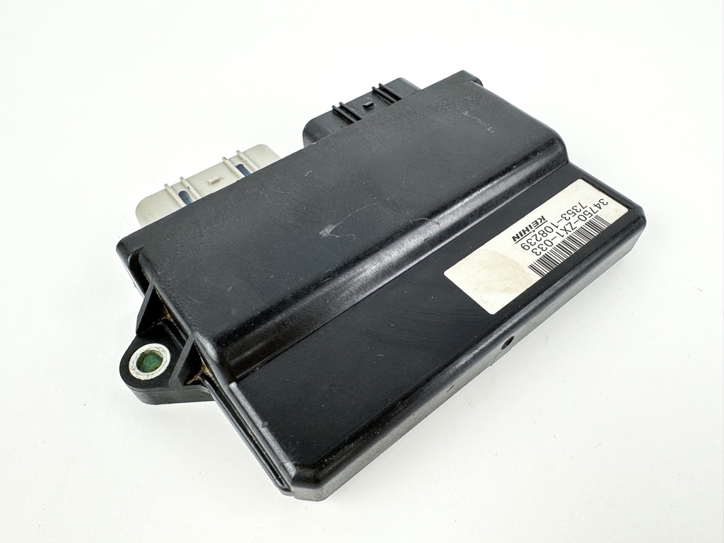 Honda 4 Stroke 115 HP Engine Control Unit ECU 34750-ZX1-033