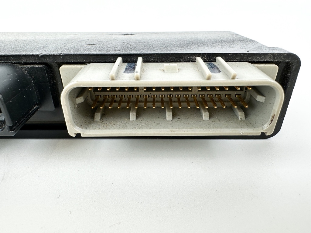 Honda 4 Stroke 115 HP Engine Control Unit ECU 34750-ZX1-033