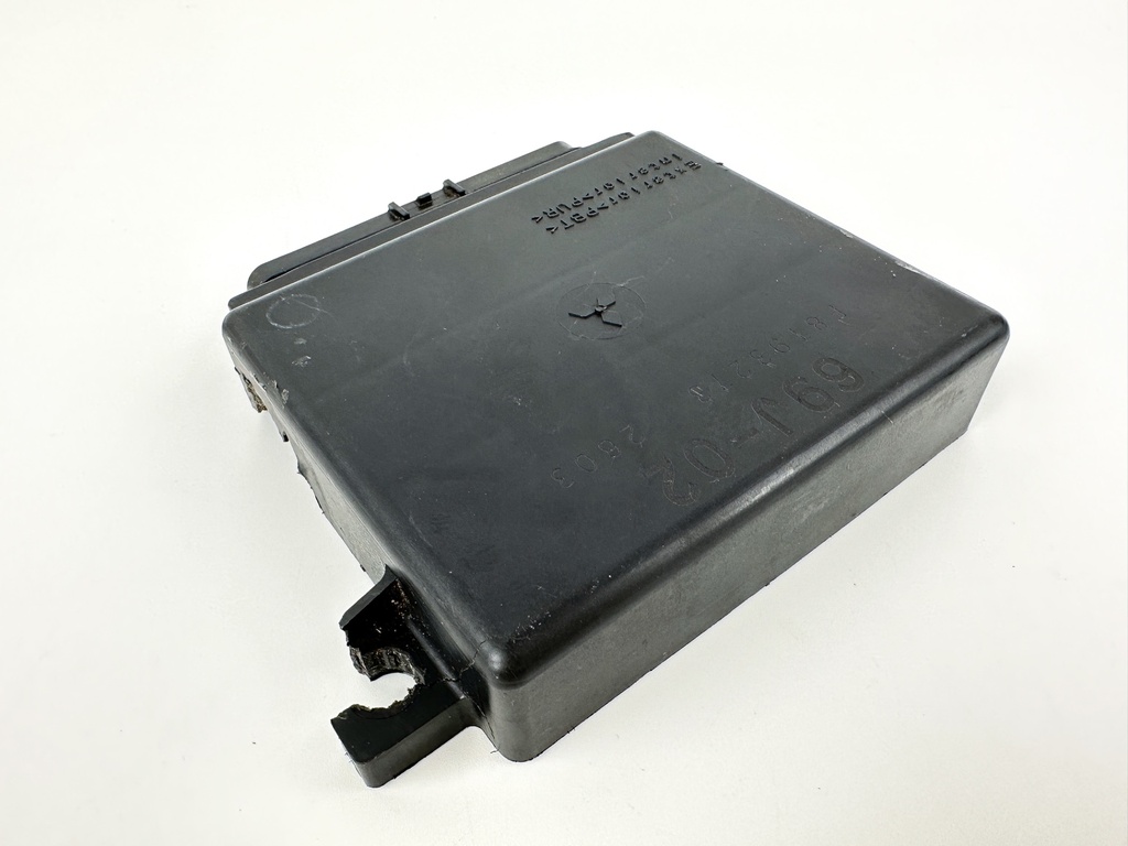 2003 Yamaha 225 HP 4 Stroke Outboard Engine Control Unit ECU 69J-8591A-02-00 OEM
