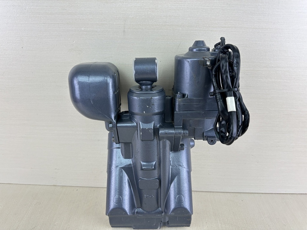 Yamaha 150HP 4 Stroke Outboard Power Trim & Tilt Assembly Unit 63P-43800-03-00 - Great Condition