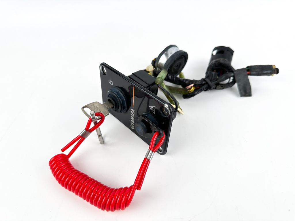 Yamaha Outboard Single Engine Key Switch W/ Key