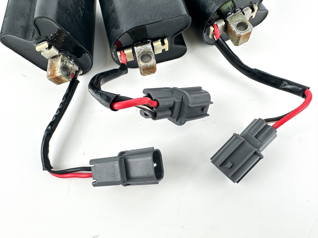 2003 Yamaha 225 HP 4 Stroke Outboard Ignition Coil Set 69J-82310-00-00 OEM