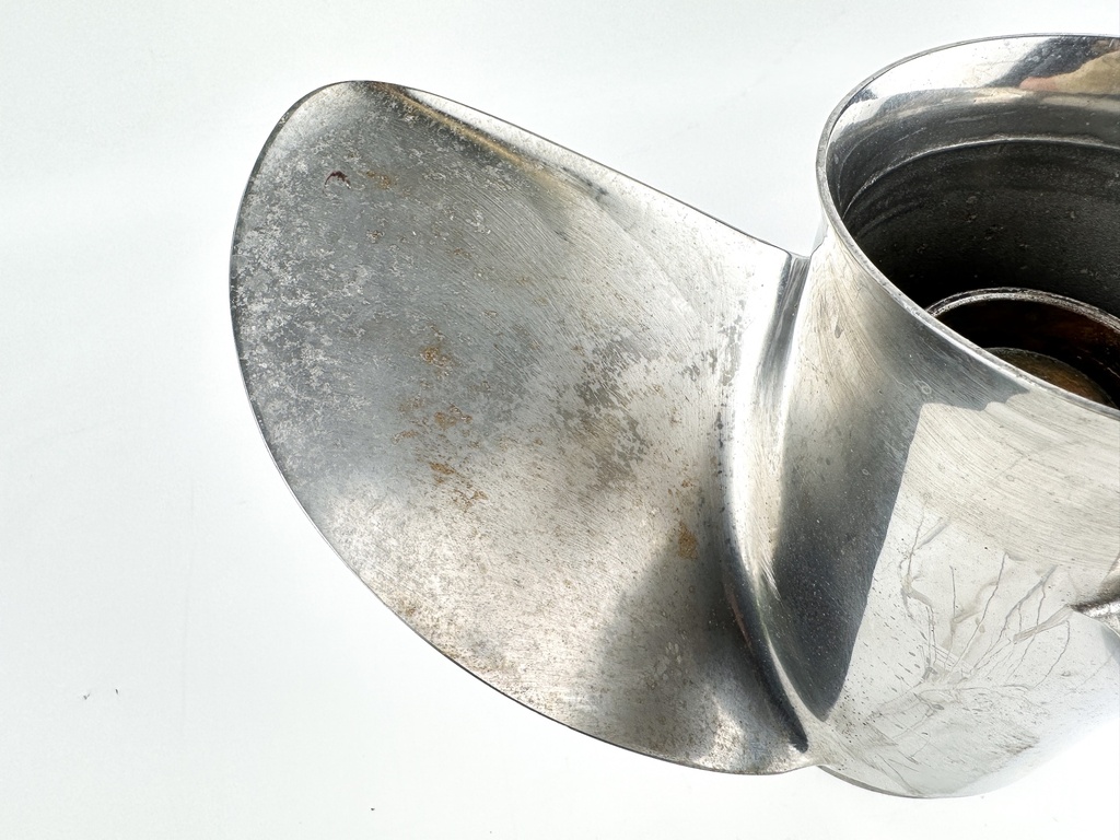 Yamaha Stainless Steel 3 Blade Prop Propeller 15 1/4" x 17P LH Counter