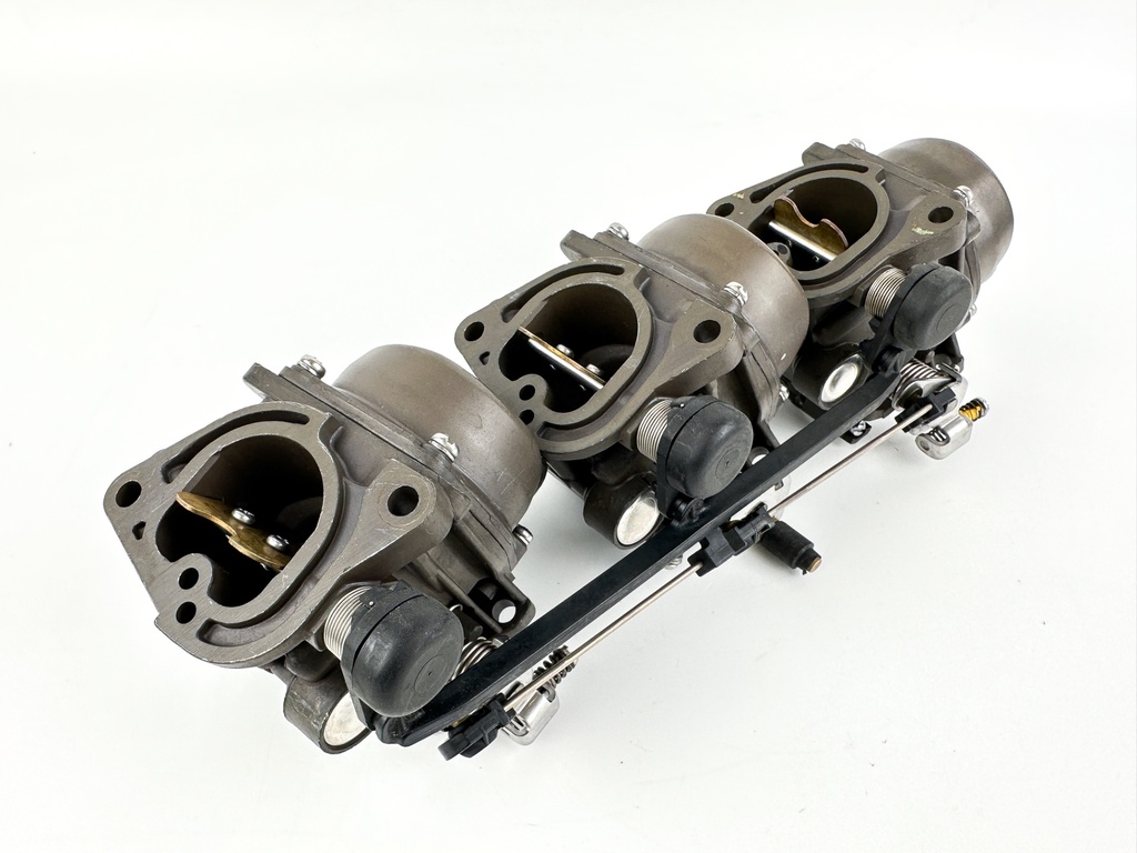 1999 Honda 40 HP 4 Stroke Outboard Carburetor Set 16100-ZW3-D23ZA OEM