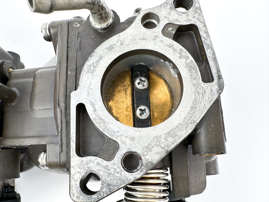 1999 Honda 40 HP 4 Stroke Outboard Carburetor Set 16100-ZW3-D23ZA OEM