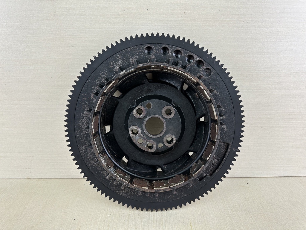 2007 Evinrude 150HP Etec 2 Stroke Outboatd Flywheel Assembly 5007033