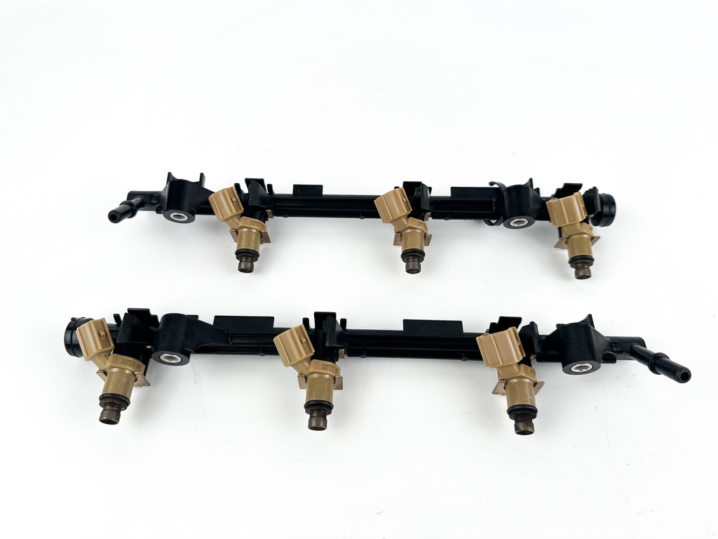 2008 Yamaha 250 HP 4 Stroke Outboard Fuel Injector Set W/ Rail 6P2-13761-10-00 OEM