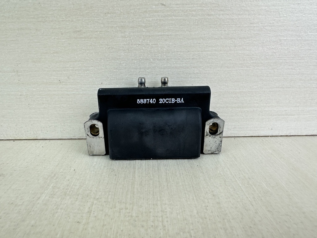 Johnson Evinrude 150HP 2 Stroke Dual Ignition Coil Assembly 0583740