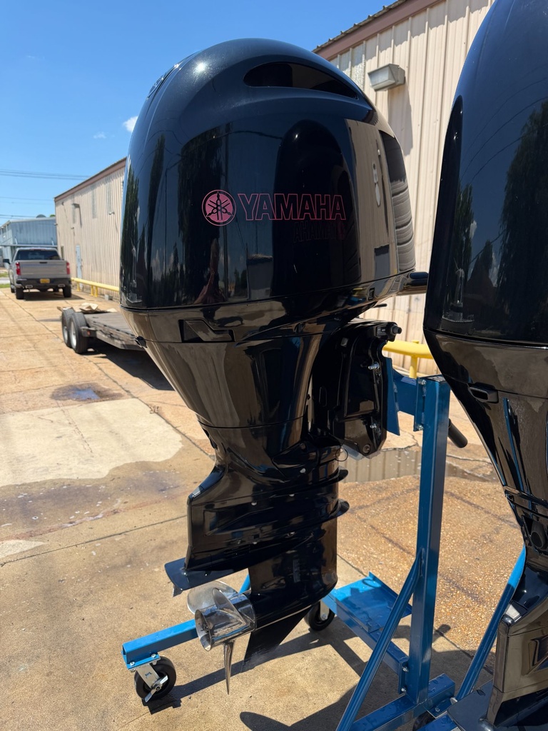 Twin 2017 Yamaha F150 150HP 4 Stroke Outboard Engines 25" Shaft - 205 Hours