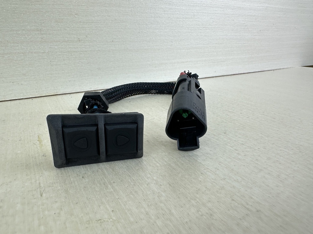 2003 Johnson Evinrude 150HP 2 Stroke Outboard Power Trim Tilt Switch 0586074