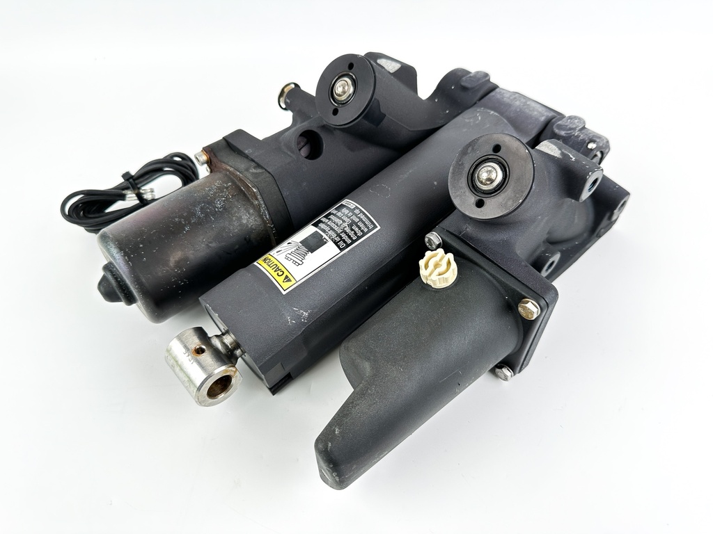 Mercury 135 - 250 HP Optimax EFI Outboard Power Trim & Tilt Unit Assembly - Tested