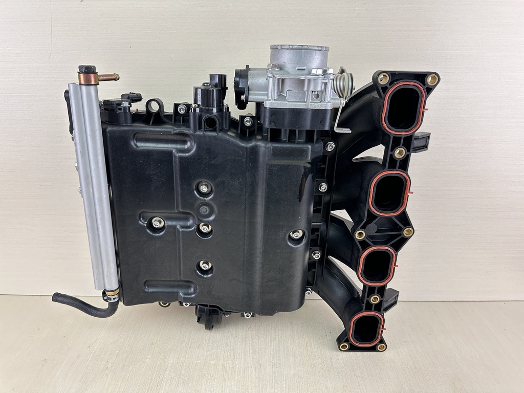 2006 Suzuki 150HP DF150 4 Stroke Outboard Intake Manifold Complete 13110-96J00