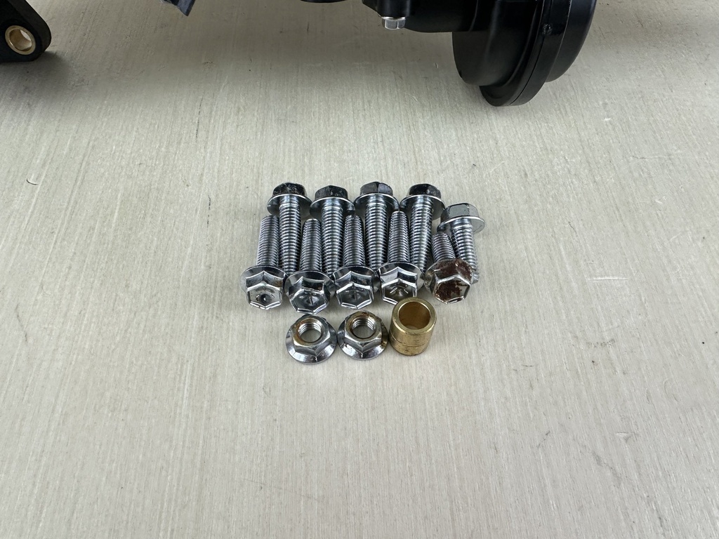 2006 Suzuki 150HP DF150 4 Stroke Outboard Intake Manifold Complete 13110-96J00