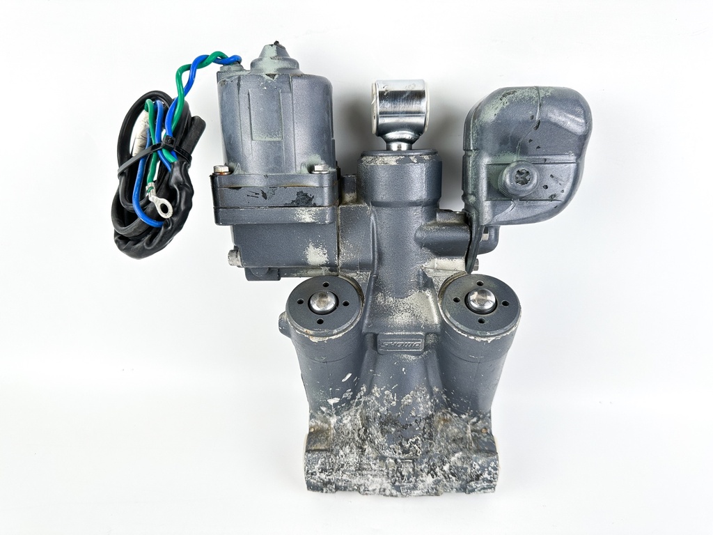 2006 Yamaha 115 HP 4 Stroke Outboard Power Trim Tilt Unit 68V-43800-13-00 OEM