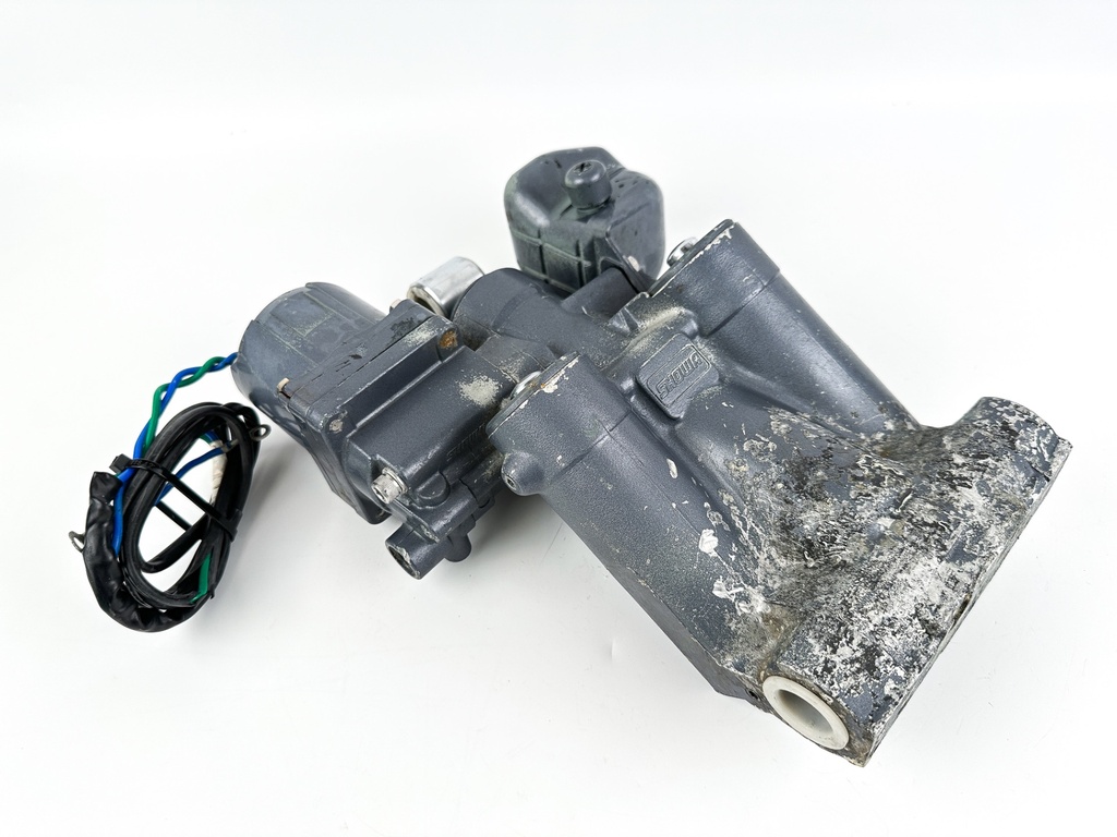 2006 Yamaha 115 HP 4 Stroke Outboard Power Trim Tilt Unit 68V-43800-13-00 OEM