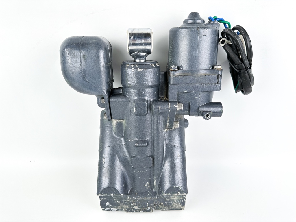 2006 Yamaha 115 HP 4 Stroke Outboard Power Trim Tilt Unit 68V-43800-13-00 OEM